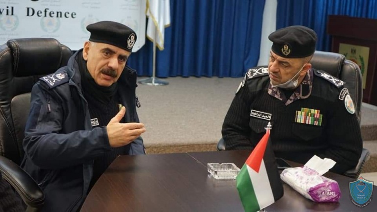 مدير عام الشرطة السيد اللواء يوسف الحلو يلتقي مدير عام الدفاع المدني اللواء العبد ابراهيم خليل .