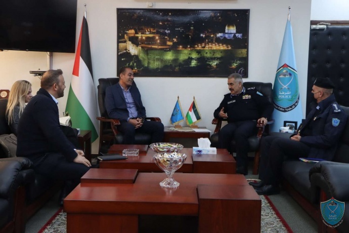 اللواء يوسف الحلو  يجتمع  مع مدير مكتب الامم المتحده المعني بالمخدرات والجريمة في فلسطين