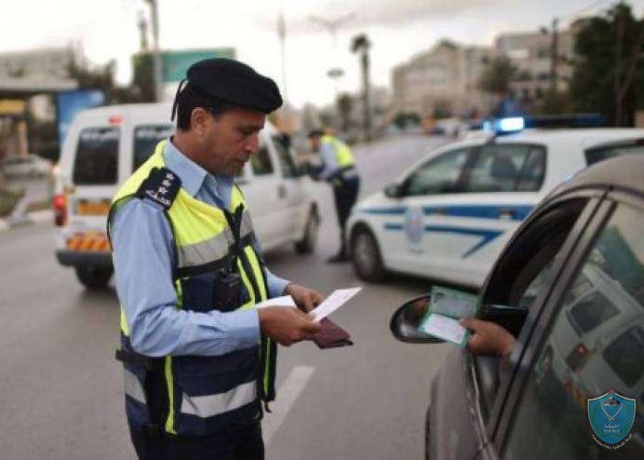 الشرطة تضبط مركبات خاصة تقل مواطنين مقابل أجر في قلقيلية