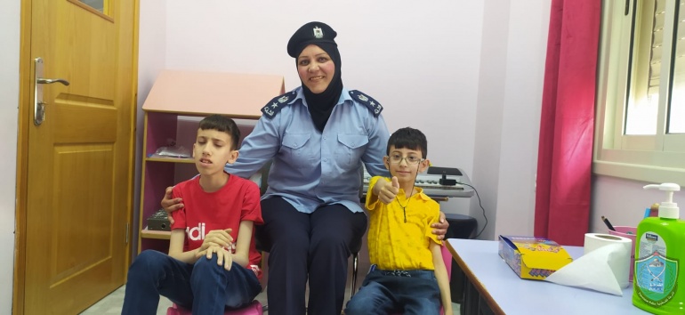 الشرطة تنظم يوم ترفيهي لاطفال التوحد في نابلس