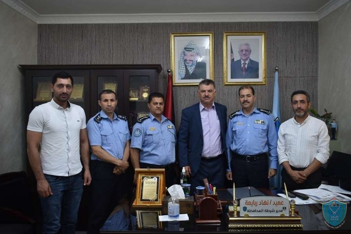 الشرطة تستقبل المهنئين بمناسبة عيد الشرطة الفلسطينية   في قلقيلية
