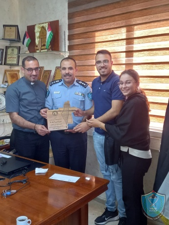 الشرطة تستقبل وفدا من الأمانة العامة للشبيبة المسيحية في فلسطين في بيت لحم