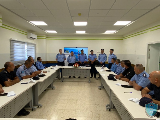 الشرطة تفتتح دورة لتعزيز قدرات العاملين على تنفيذ المذكرات القضائية في كلية فلسطين للعلوم الشرطية