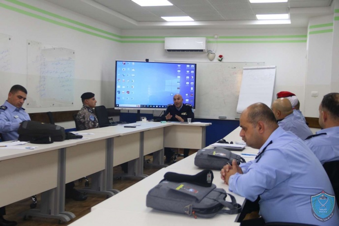 الشرطة تنظم محاضرة بعنوان الولاية الجنائية للشرطة الفلسطينية لحملة الهوية المقدسية والإسرائيلية 