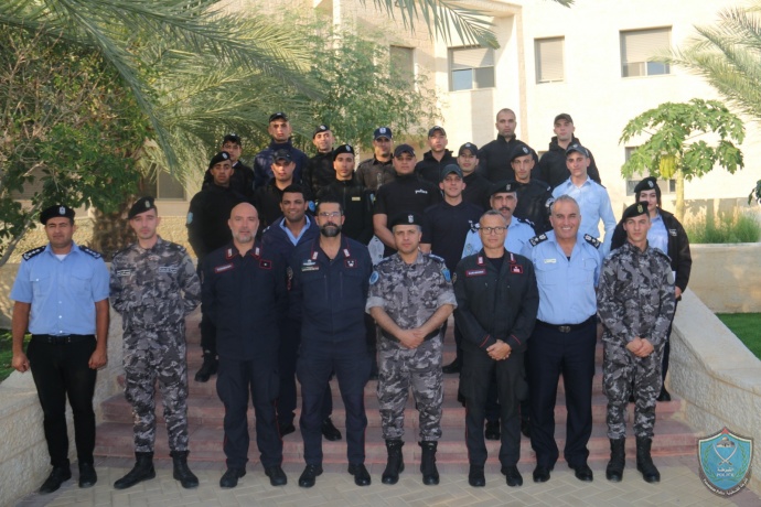 كلية فلسطين للعلوم الشرطية بالتعاون مع الشرطة الإيطالية تخرج دورة المرور التأسيسية الأولى 