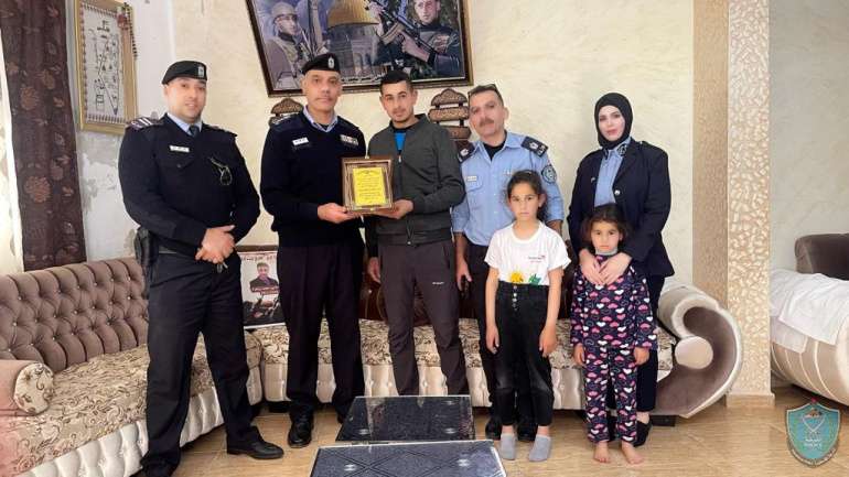 زيارة أفرع إدارة الخدمات الشرطية لعائلات الأسرى من منتسبي الشرطة 