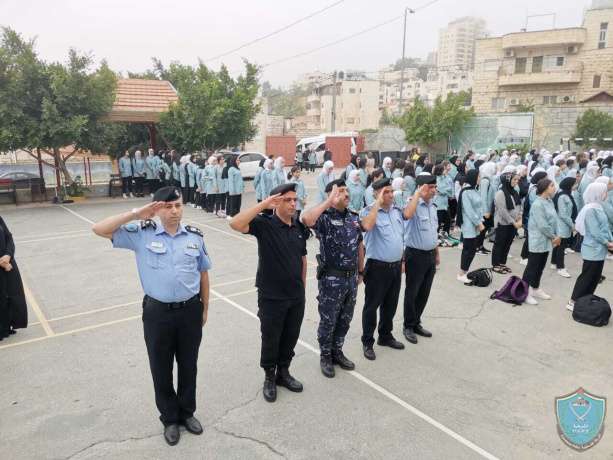 الشرطة تشارك بافتتاح العام الدراسي الجديد في بيت لحم