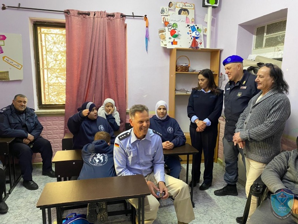 الشرطة وبعثة الشرطة الاوروبية ينظمان يوم ترفيهي لاطفال ذوي الاعاقة في ضواحي القدس. 