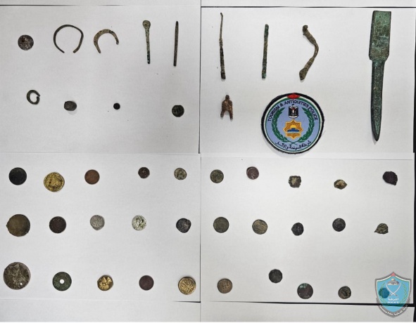 الشرطة تضبط 44 قطعة عملة معدنية أثرية وتقبض على شخص في نابلس
