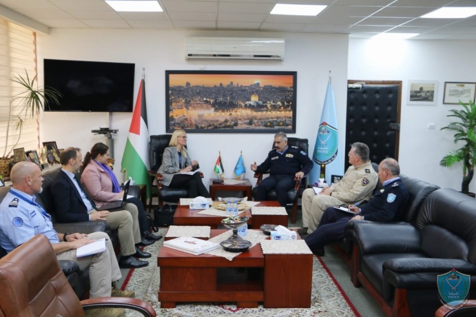 اللواء يوسف الحلو يجتمع مع رئيسة بعثة الشرطة الأوربية في فلسطين