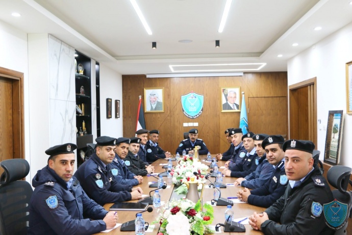 اللواء يوسف الحلو يجتمع مع مدراء اقسام التحقيقات بشرطة المحافظات