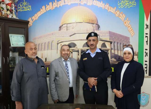 الشرطة تزور جمعية الاسراء الخيرية وتنظم يوم للتوعية الشرطية في اريحا
