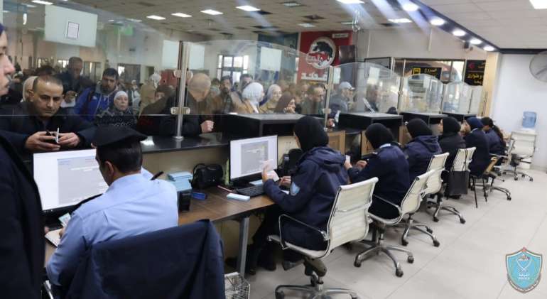 30 ألف مسافر تنقلوا عبر معبر الكرامة الأسبوع الماضي 
