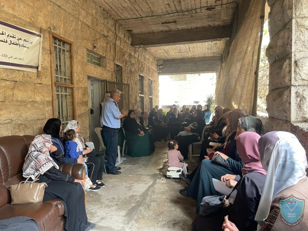 الشرطة تنظم لقاءً مجتمعياً حول مخاطر المخدرات في الخليل