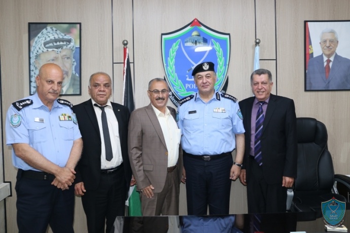 الشرطة تكرم ضباطها المتقاعدين في قلقيلية وسلفيت تقديراً لجهودهم في خدمة الوطن