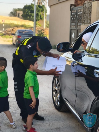 الشرطة تنظم يوم تدريب مروري لطلاب مدرسة ضمن فعاليات أسبوع المرور العربي في أريحا