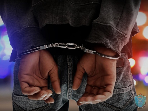 القبض على اثنين من أخطر المطلوبين في مخيم عسكر بنابلس