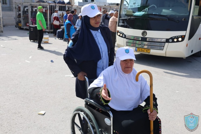 الشرطة : أولى قوافل الحجاج تغادر عبر معبر الكرامة اليوم الاثنين