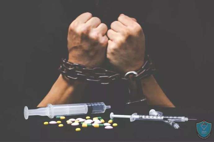 الشرطة تلبي استغاثة سيدة لتعاطي زوجها المخدرات في طولكرم