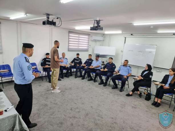 الشرطة تختتم دورة إسعاف أولي لمنتسبيها في بيت لحم