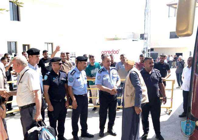 الشرطة تستقبل الدفعة الأخيرة من الحجاج في أريحا
