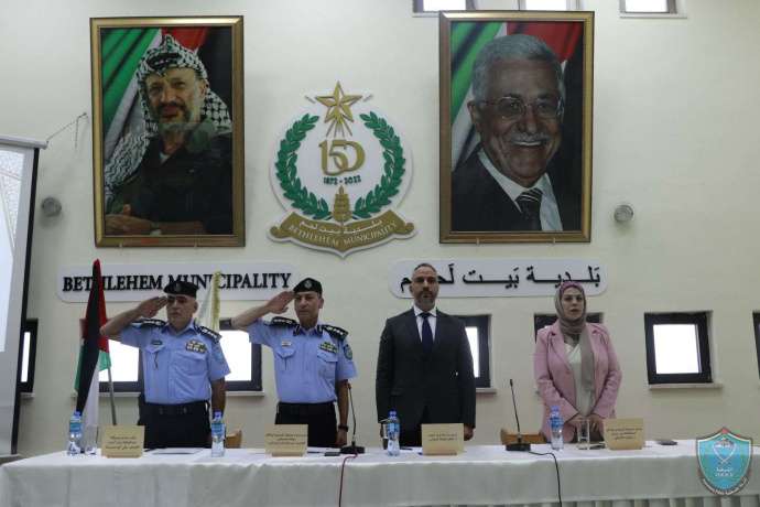 شرطة السياحة والآثار وبلدية بيت لحم تنظمان لقاءً لتوحيد الجهود والنهوض بالقطاع السياحي 