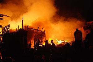 الشرطة و الدفاع المدني يخمدان حريقين في منطقة طوباس