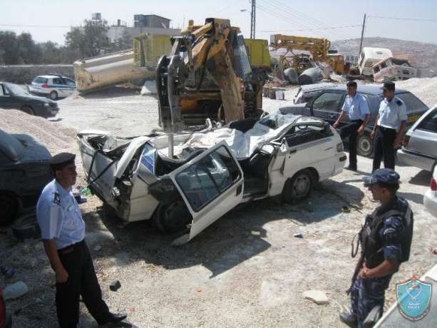 الشرطة تتلف 16 مركبة غير قانونية في بيت لحم