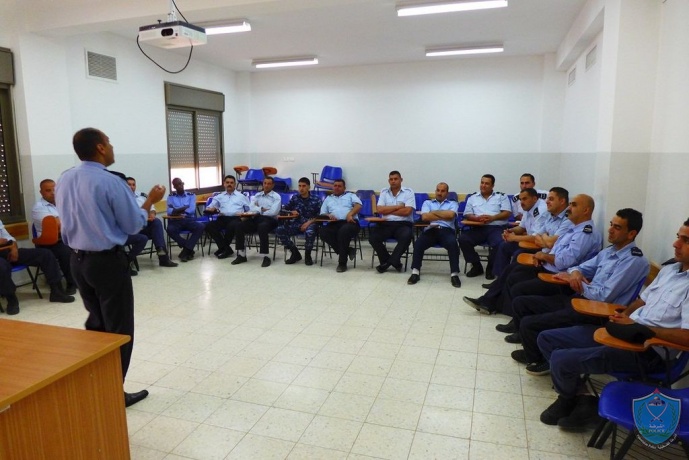 أريحا: الشرطة تفتتح دورة قضايا مرورية في كلية فلسطين للعلوم الشرطية