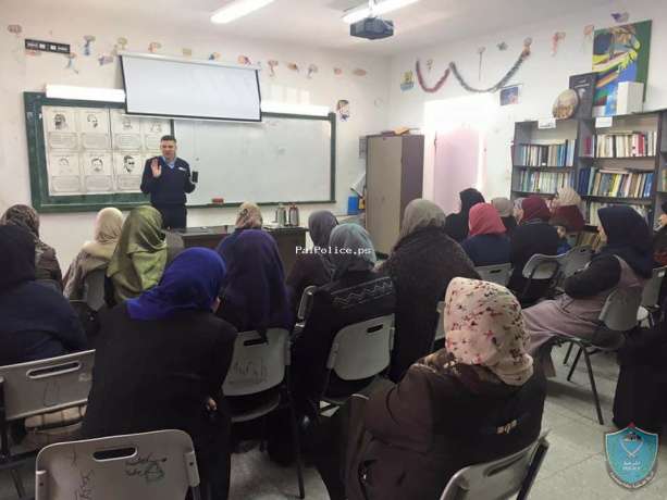 الشرطة تنظم محاضرة توعية للأمهات في بلدة بيرنبالا بضواحي القدس