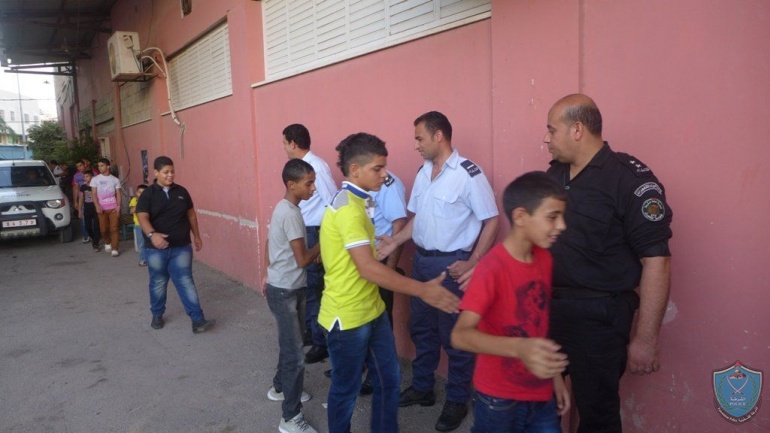 الشرطة تقيم مأدبة إفطار جماعي لأيتام جمعية دار اليتيم العربي في طولكرم