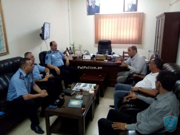 الشرطة وجامعة القدس المفتوحة تتفقان على إطلاق مشاريع مشتركة في أريحا