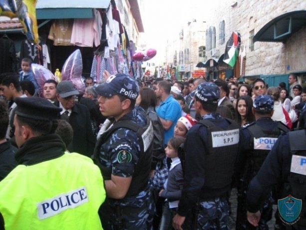 الشرطة تؤمن دخول 45 الف مواطن من بيت لحم إلى القدس