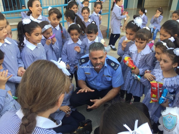 الشرطة تنظم يوم ترفيهي لمدارس وكالة الغوث بمحافظة طوباس