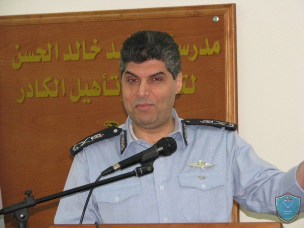 اللواء حازم عطا الله يخرج دورة الإعلام الأمني لكبار الضباط في رام الله