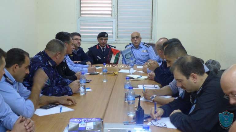 الشرطة تفتتح دورة تدريبية في مجال (البروتوكول والاتيكيت) في قلقيلية