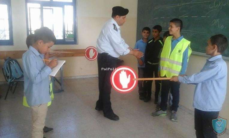 الشرطة تنظم محاضرة حول السلامة المرورية في ضواحي القدس