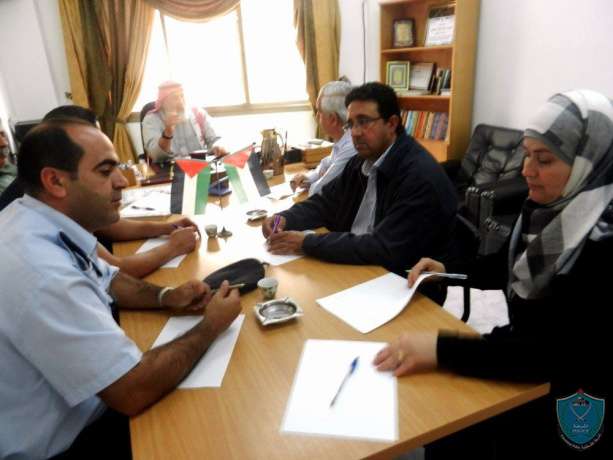 الشرطة تشارك باجتماع لجنة معالجة عمالة الأطفال في طوباس