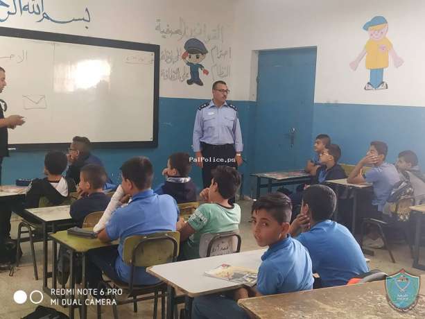 الشرطة تنظم محاضرة  استهدفت 100 طالب في بيت لحم