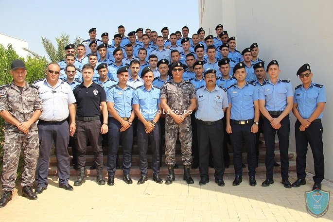 الشرطة تفتتح 3 دورات تخصصية في كلية فلسطين للعلوم الشرطية بأريحا