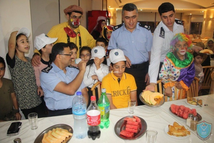 الشرطة تقيم مأدبة إفطار لأكثر من 70 طفل يتيم بمناسبة اليوم العالمي لمكافحة المخدرات في بيت لحم