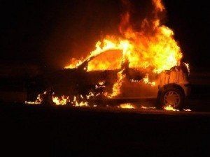 الشرطة تكشف ملابسات إحراق مركبة في نابلس