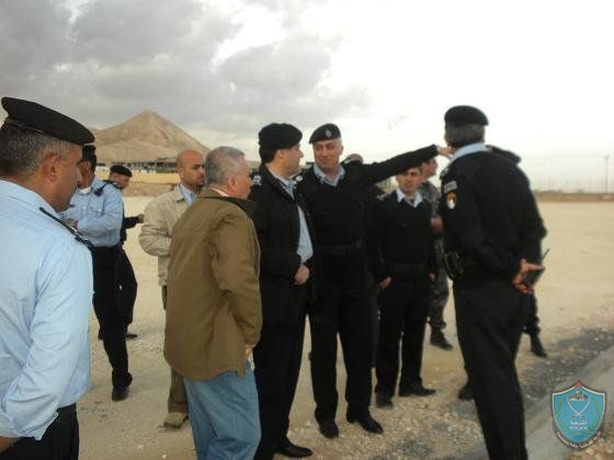 اللواء حازم عطاالله يزور الاكاديمية الفلسطينية ويتفقد عدد من مواقع الشرطة في اريحا