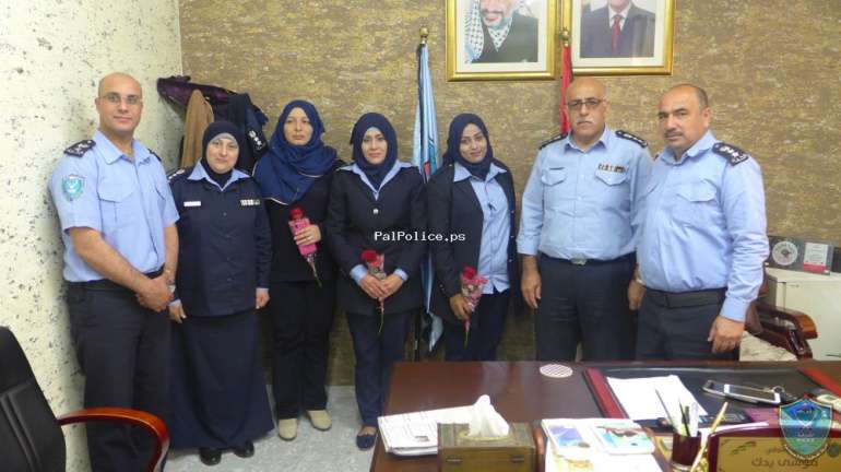 بمناسبة عيد الأم الشرطة تكرم منتسبات الشرطة في قلقيلية