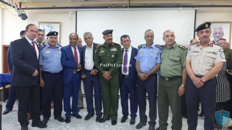 شرطة قلقيلية تكرم اللواء إبراهيم البلوي محافظ سلفيت السابق