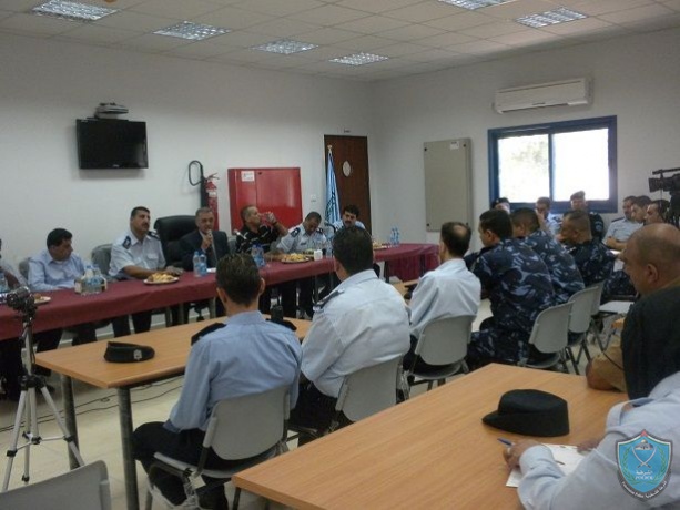 شرطة نابلس تستضيف امين سر المجلس الثوري لحركة فتح في ندوة حول استحقاق ايلول .