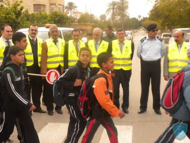 شرطة اريحا تشارك في إطلاق مشروع تعزيز السلامة المرورية في فلسطين