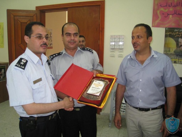 الشرطة تحصل على المركز الثالث في المسابقة الثقافية الرمضانية للمؤسستين الأمنية و المدنية في قلقيلية