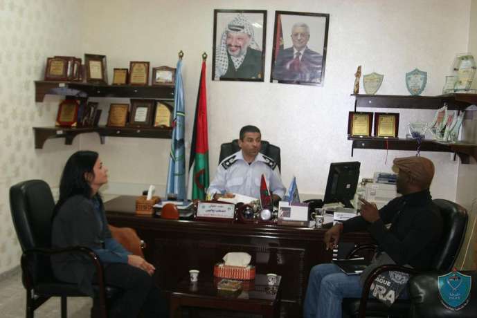 وفد من الصليب الأحمر الدولي يزور شرطة محافظة قلقيلية