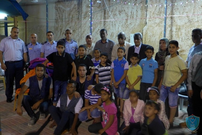 الشرطة تقيم مأدبة إفطار لأطفال دار الإيمان للأيتام في قلقيلية